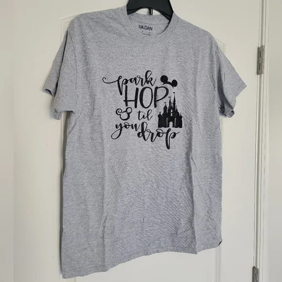 Set of 10 Disney Parks Walt Disney World Graphic Tees Size Medium - Picture 8 of 12